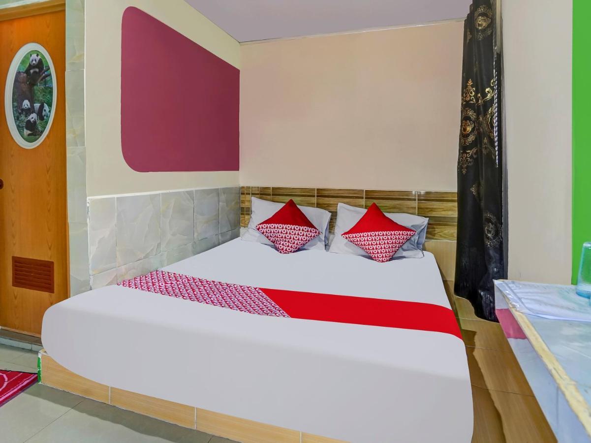 Oyo 90161 Hotel Lendosis Pipa Reja Angkatan 66 Palembang Buitenkant foto